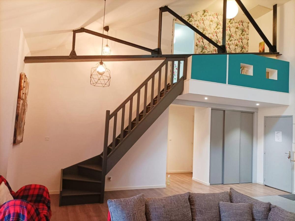 Superbe appartement type loft en duplex rue Buat Châlons-en-Champagne Extérieur photo